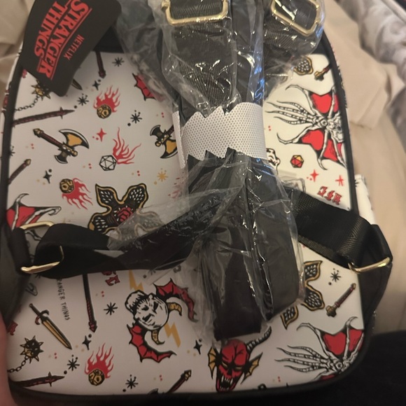 Stranger things mini backpack - Picture 2 of 4